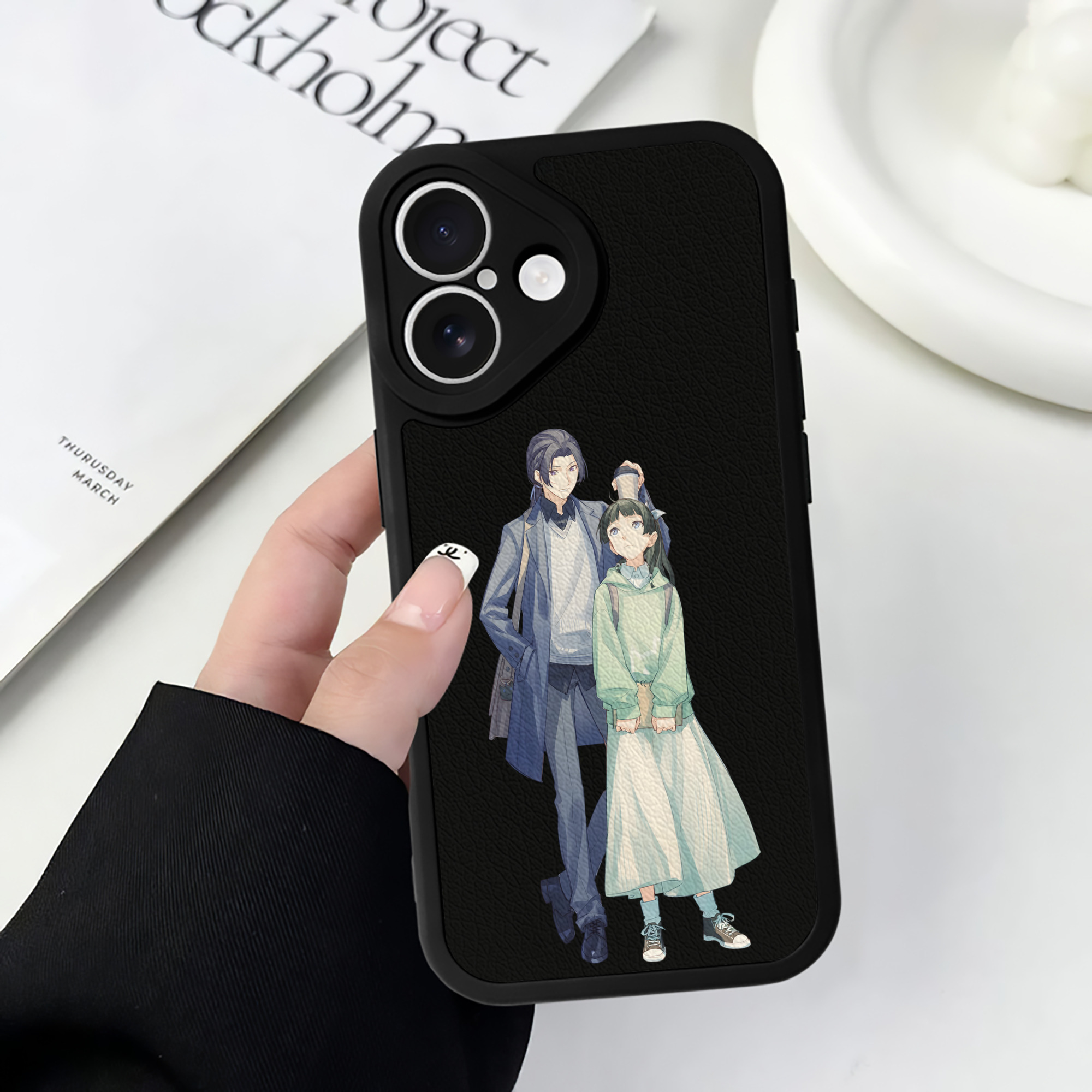 （画像用） 薬屋のひとりごと The Apothecary Diaries 【iPhone 16シリーズ対応】シリコンスマホケース（レザー調） 材質：シリコン